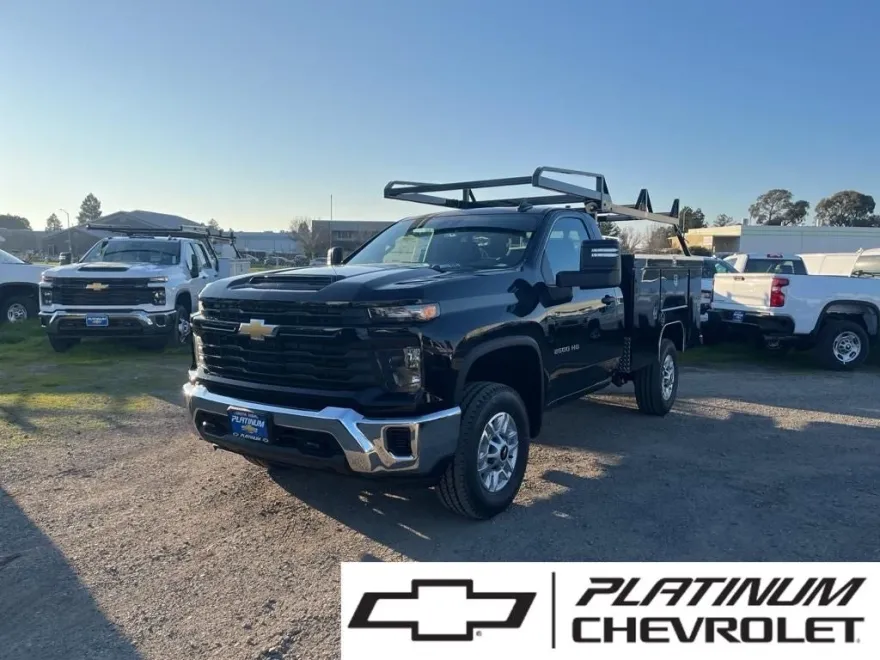 2025 Chevrolet Silverado 2500HD photo 1
