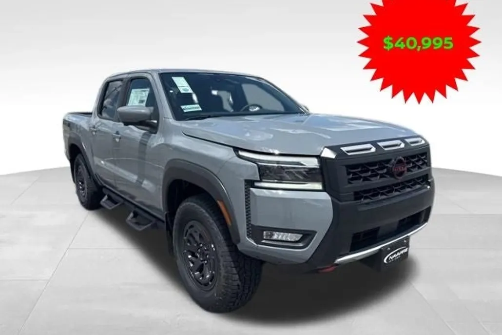 2025 Nissan Frontier PRO-4X photo 1