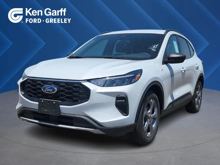 2025 Ford Escape ST-Line photo 1