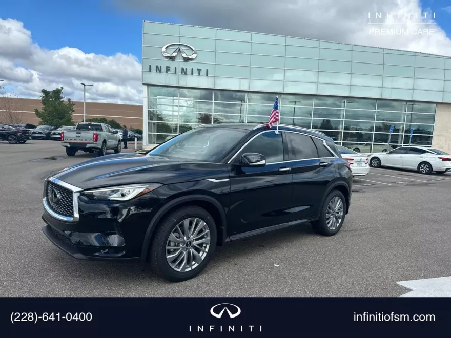 2025 Infiniti QX50 Luxe AWD photo 1