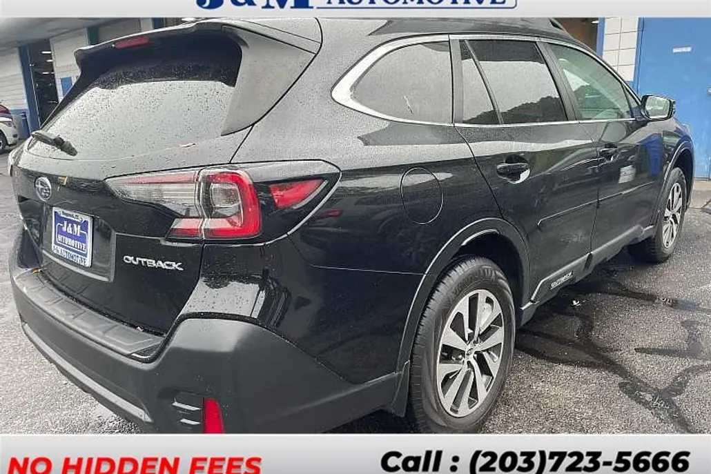 2021 Subaru Outback Premium photo 1