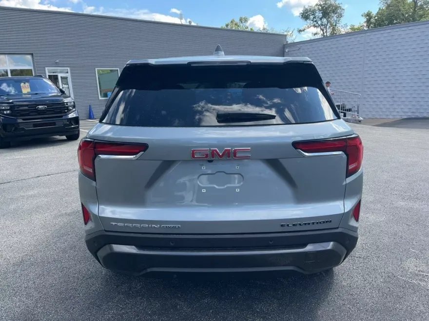 2025 Gmc Terrain Elevation photo 1