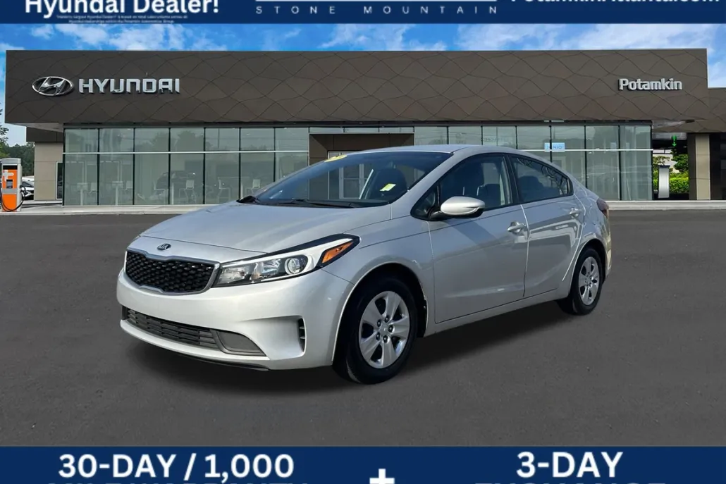 2017 Kia Forte LX Base photo 1