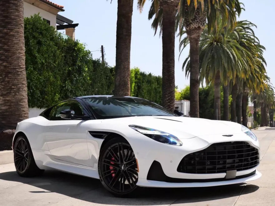 2025 Aston Martin DB12 photo 1