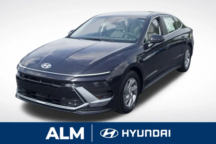 2025 Hyundai Sonata SE photo 1