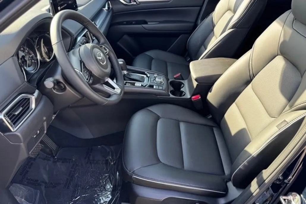 2025 Mazda CX-5 2.5 Select photo 1