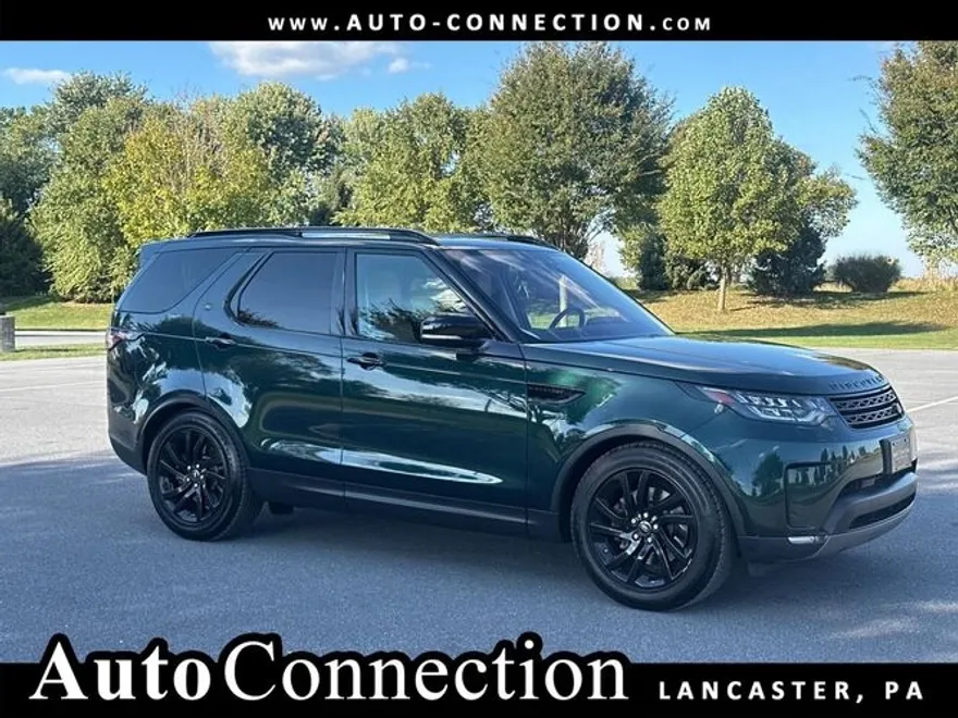 2017 Land Rover Discovery HSE photo 1