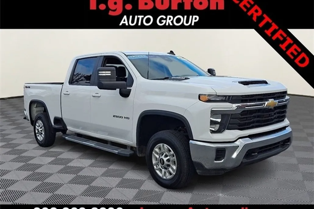 2024 Chevrolet Silverado 2500HD LT photo 1