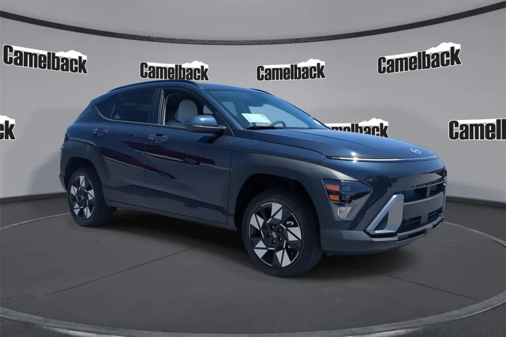 2025 Hyundai Kona SEL photo 1