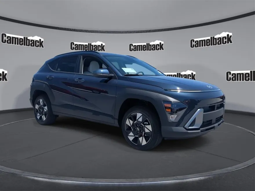 2025 Hyundai Kona SEL photo 1