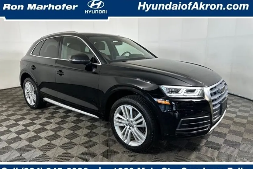 2020 Audi Q5 45 Premium Plus photo 1