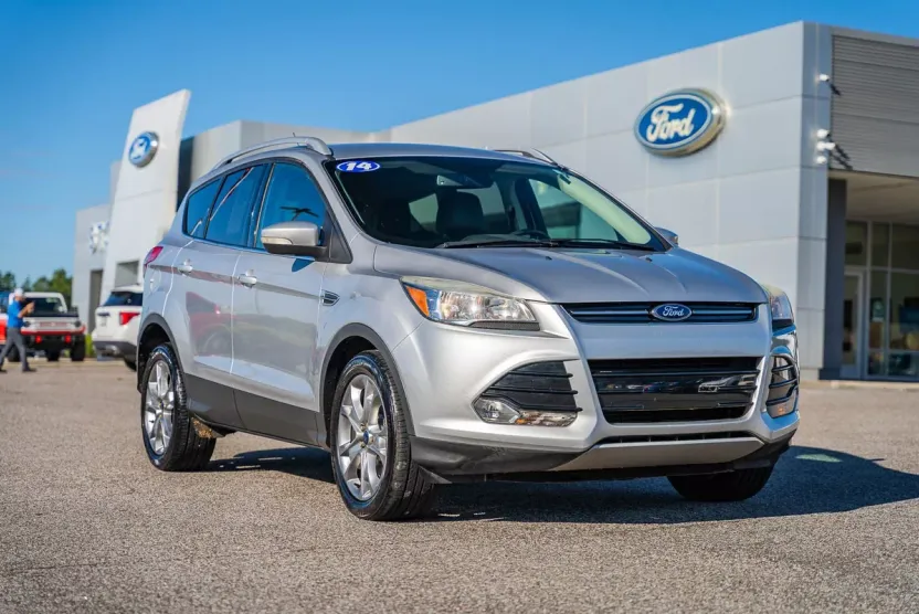 2014 Ford Escape Titanium photo 1