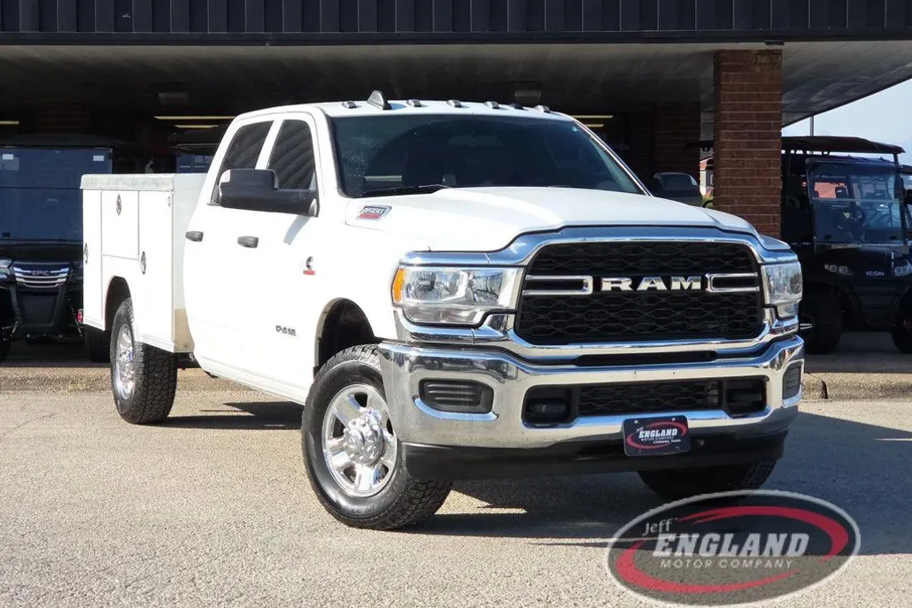 2022 Ram 3500 Tradesman photo 1
