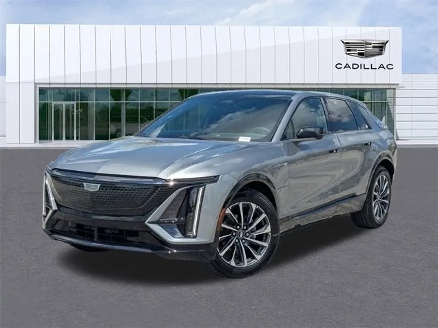 2025 Cadillac Lyriq Sport photo 1