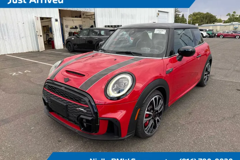 2024 Mini Cooper Hardtop John Cooper Works photo 1