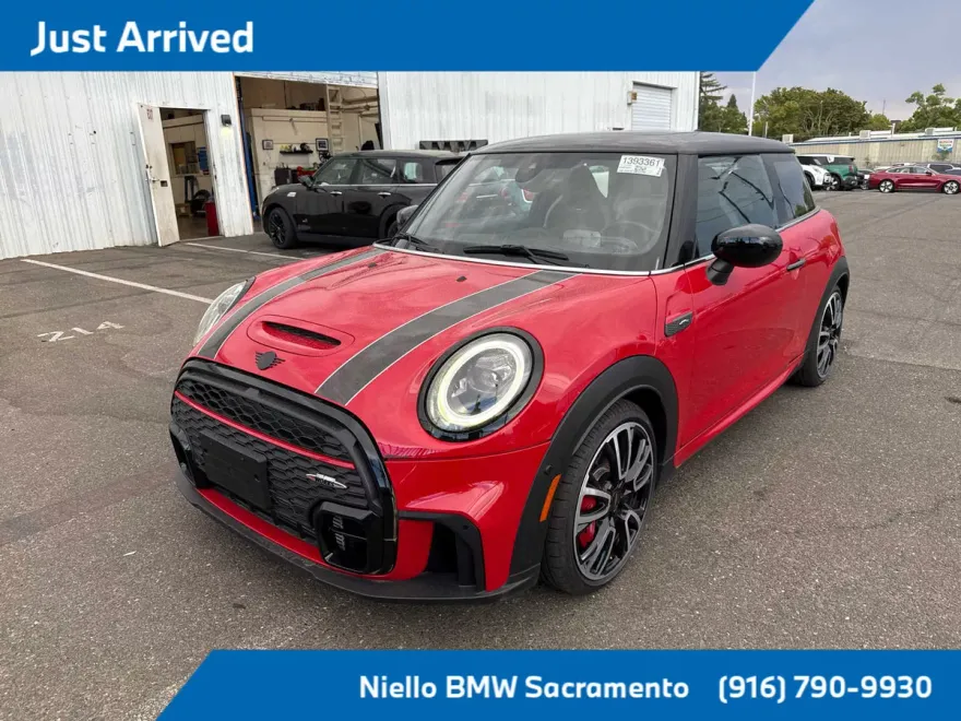 2024 Mini Cooper Hardtop John Cooper Works photo 1