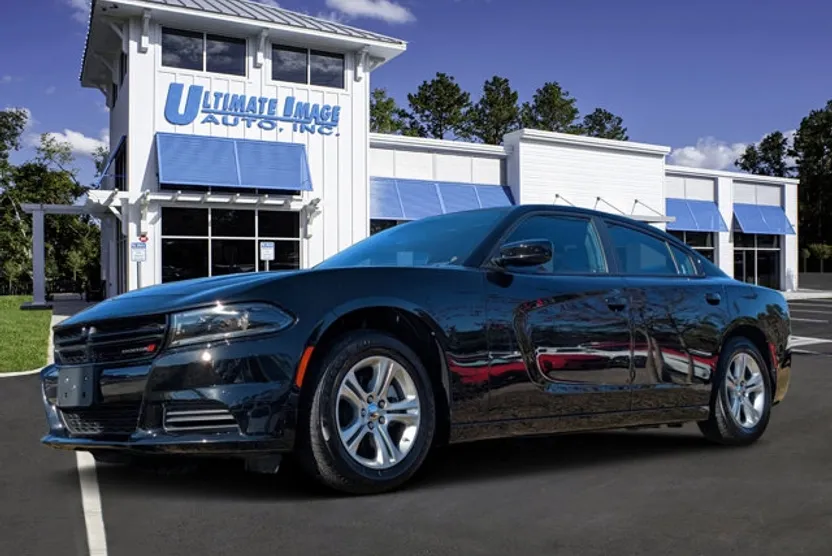 2022 Dodge Charger SXT photo 1