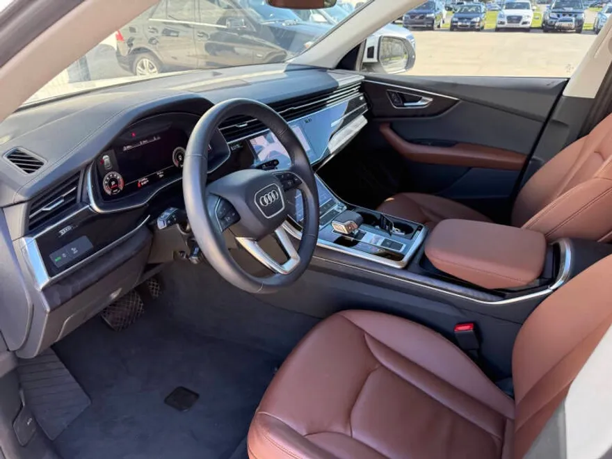 2023 Audi Q8 Premium 55 photo 1