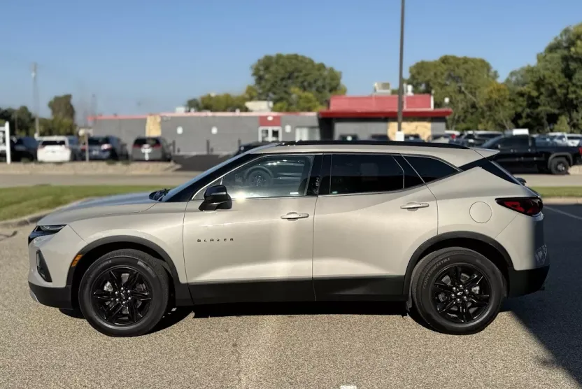 2021 Chevrolet Blazer 2LT photo 1