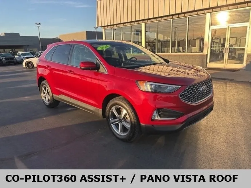2024 Ford Edge SEL photo 1