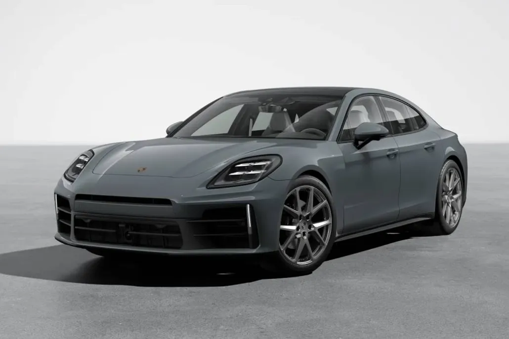 2026 Porsche Panamera 4 photo 1