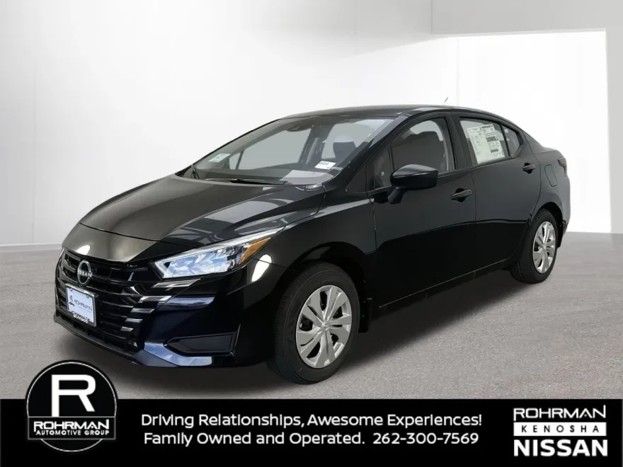 2025 Nissan Versa 1.6 S photo 1