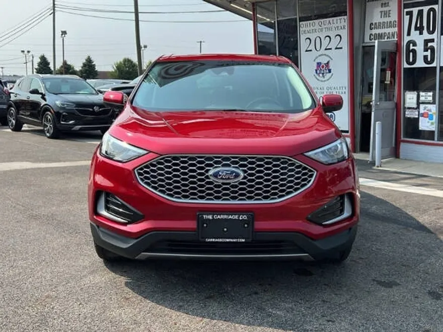 2023 Ford Edge SEL photo 1