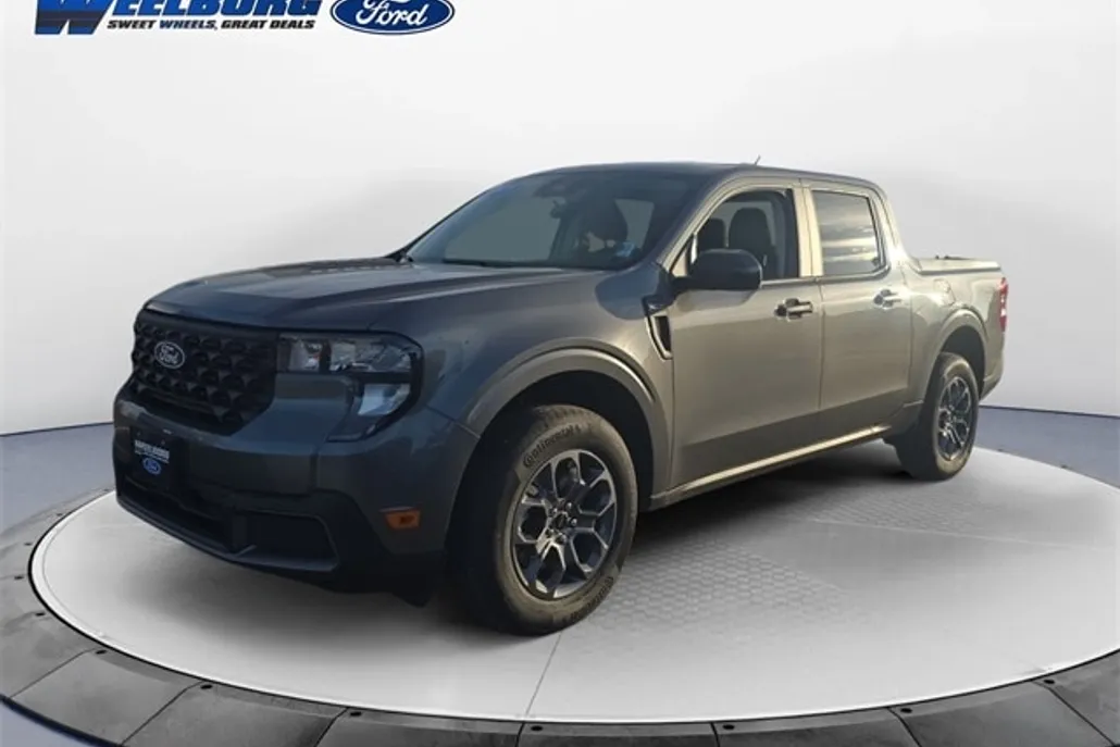 2025 Ford Maverick XLT photo 1