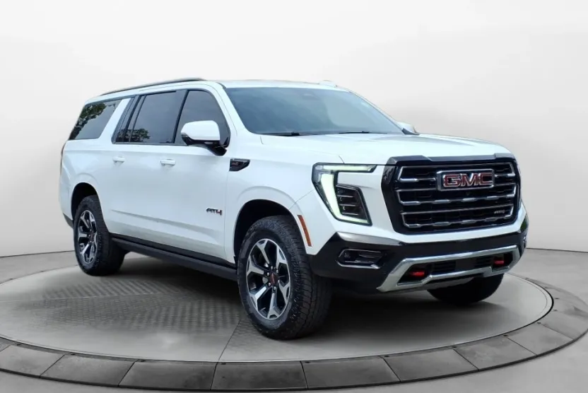 2025 Gmc Yukon XL AT4 photo 1