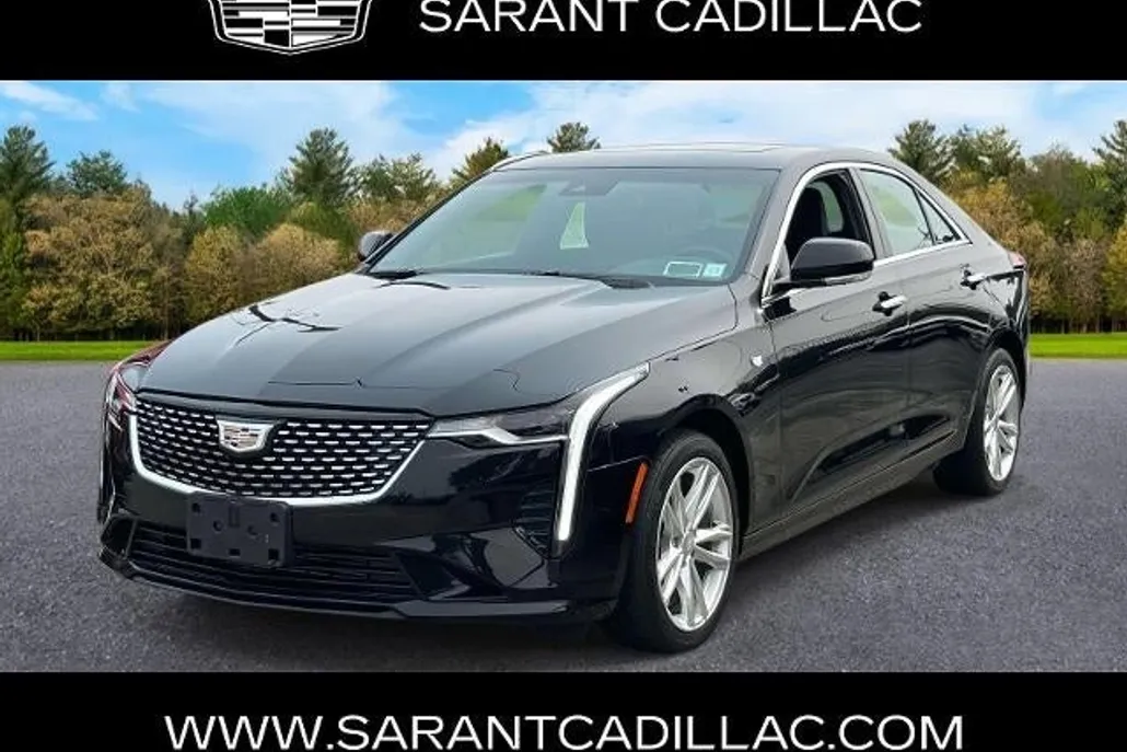 2023 Cadillac CT4 Luxury photo 1