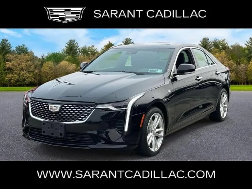 2023 Cadillac CT4 Luxury photo 1