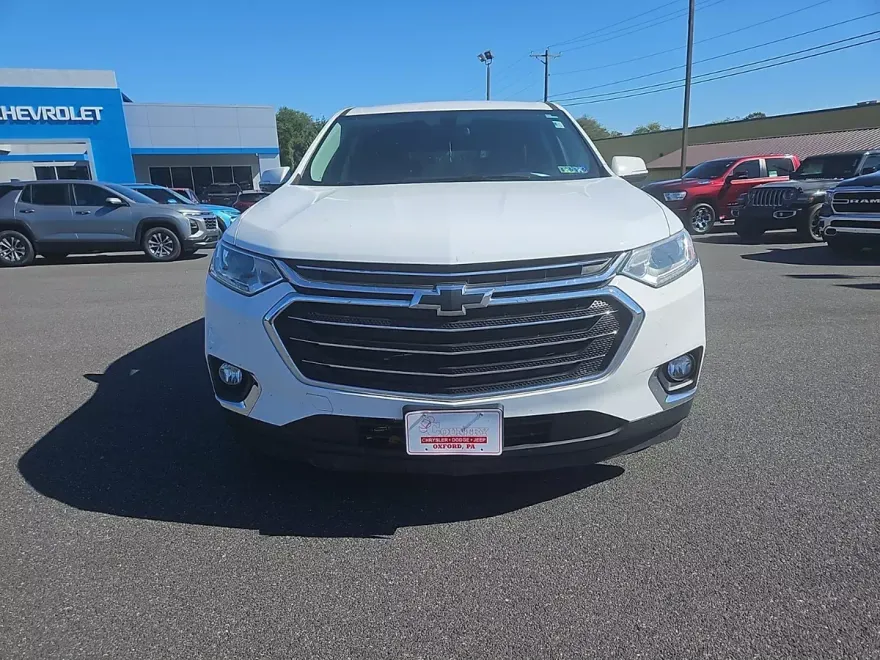 2021 Chevrolet Traverse Cloth 1LT photo 1