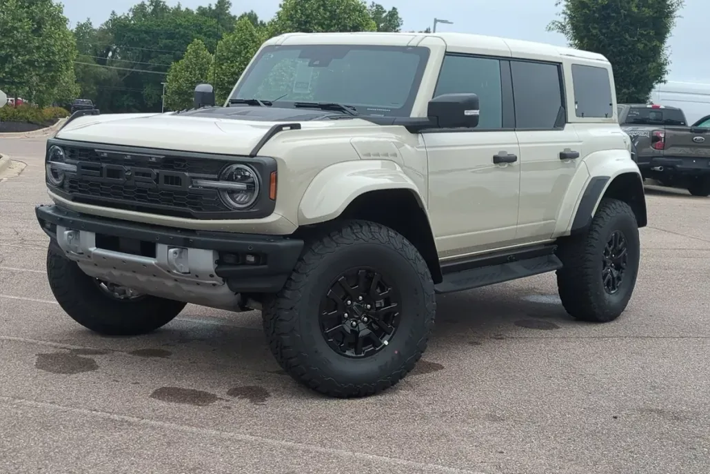 2025 Ford Bronco Raptor photo 1