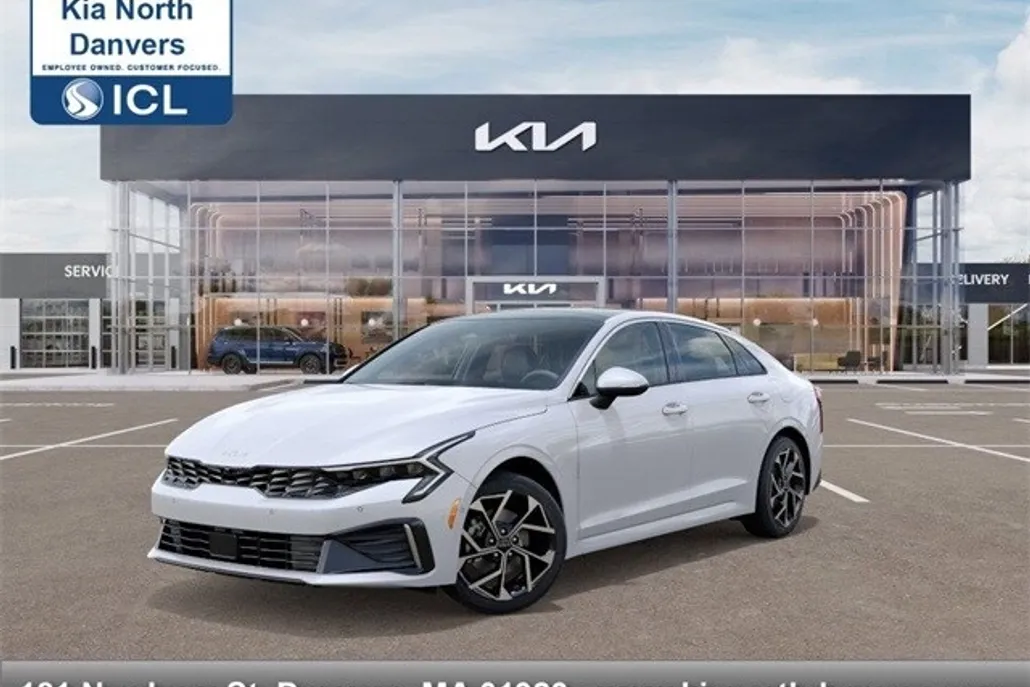2026 Kia K5 EX photo 1