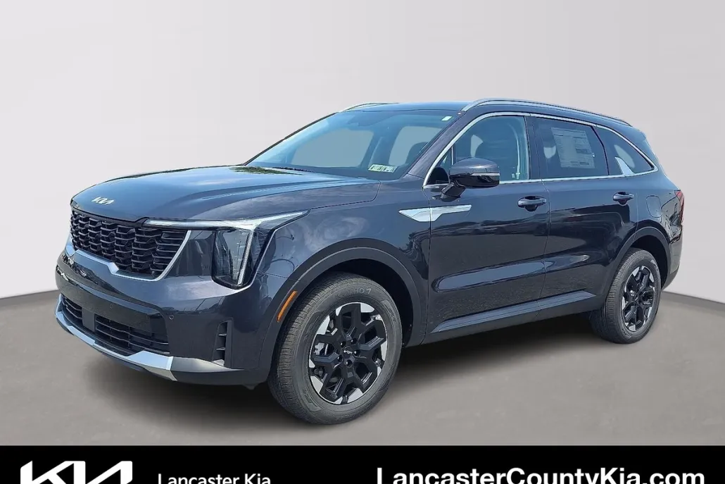2025 Kia Sorento S photo 1