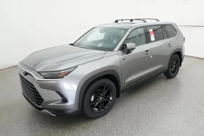 2026 Toyota Grand Highlander Limited photo 1