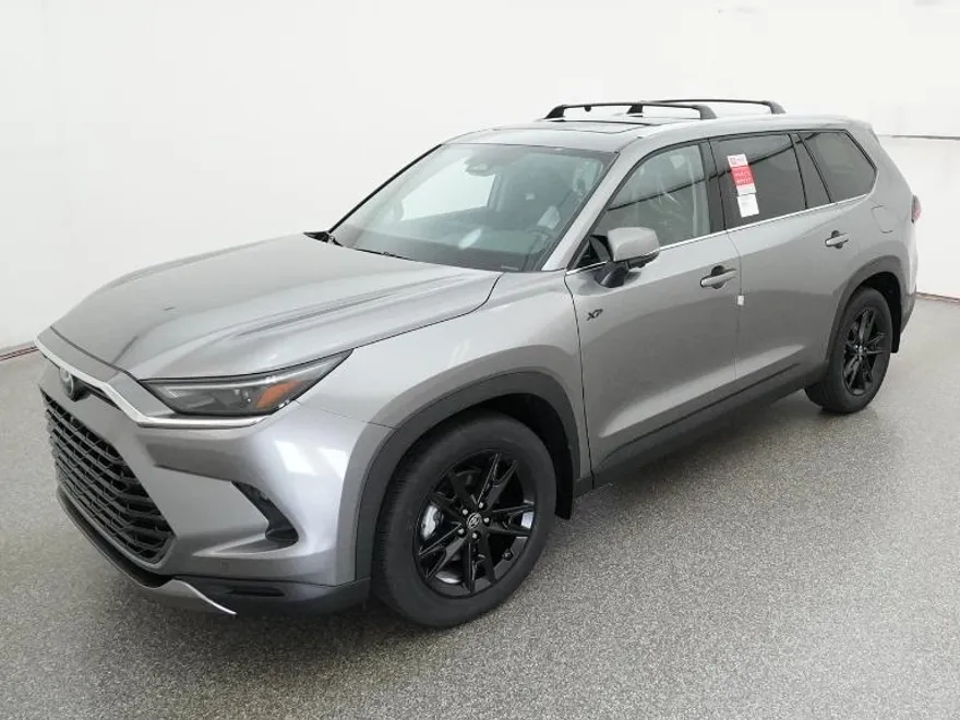 2026 Toyota Grand Highlander Limited photo 1
