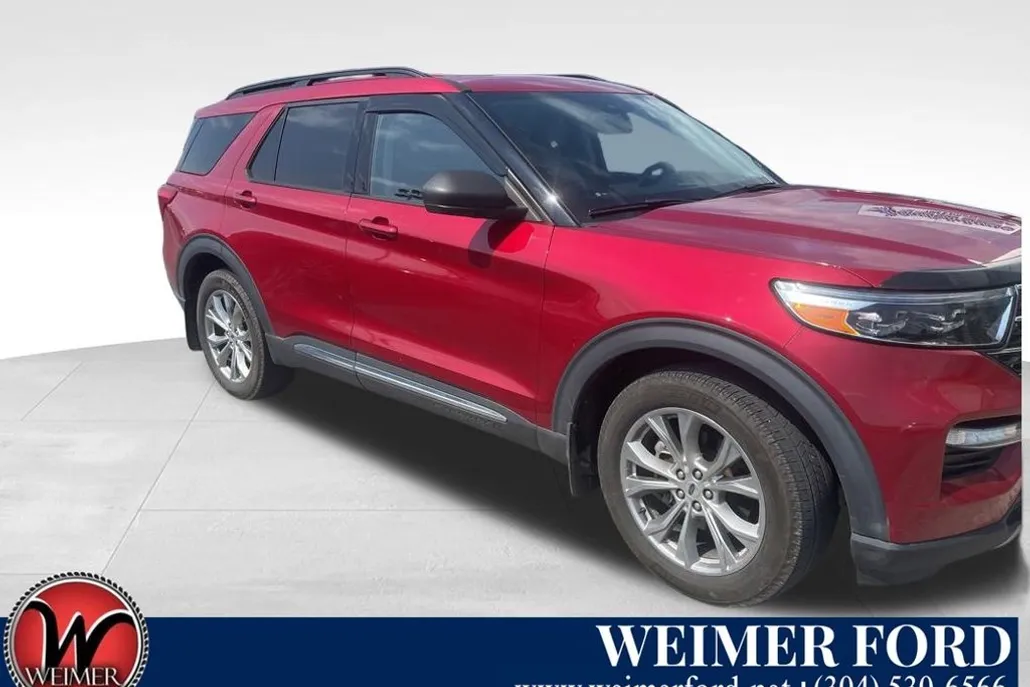 2021 Ford Explorer XLT photo 1
