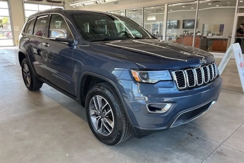 2019 Jeep Grand Cherokee Limited photo 1