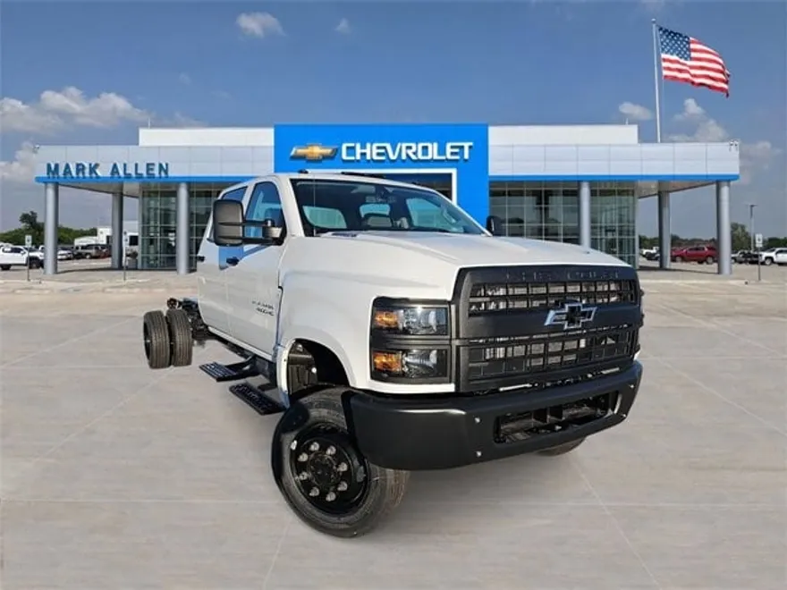 2024 Chevrolet Silverado 4500HD Work Truck photo 1