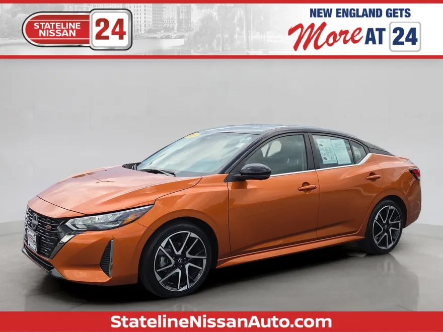 2024 Nissan Sentra SR photo 1