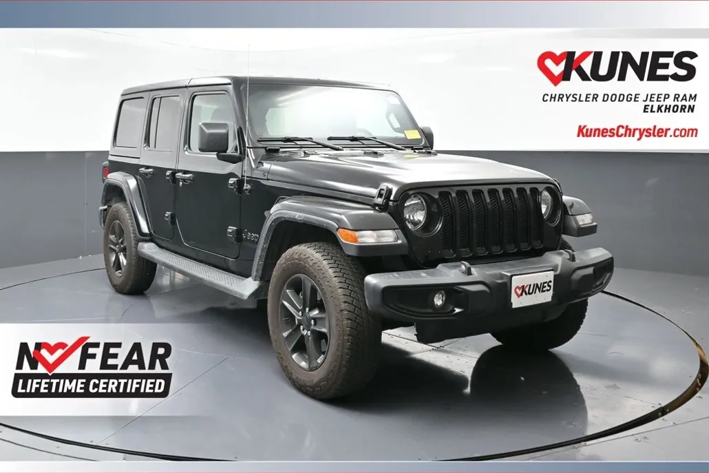 2022 Jeep Wrangler Unlimited Sahara Altitude photo 1
