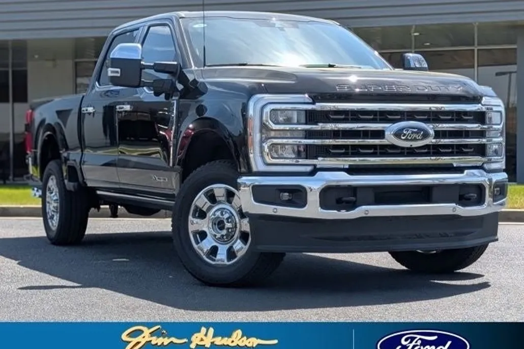 2025 Ford F-250 photo 1
