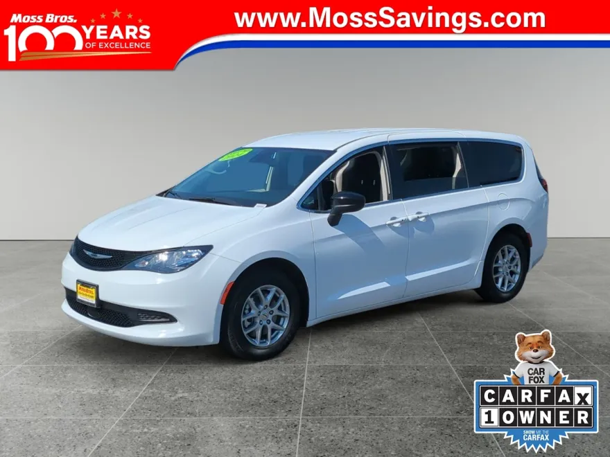 2024 Chrysler Voyager LX photo 1