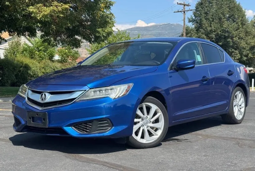 2017 Acura ILX Base Plus photo 1