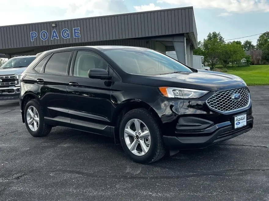 2024 Ford Edge SE photo 1