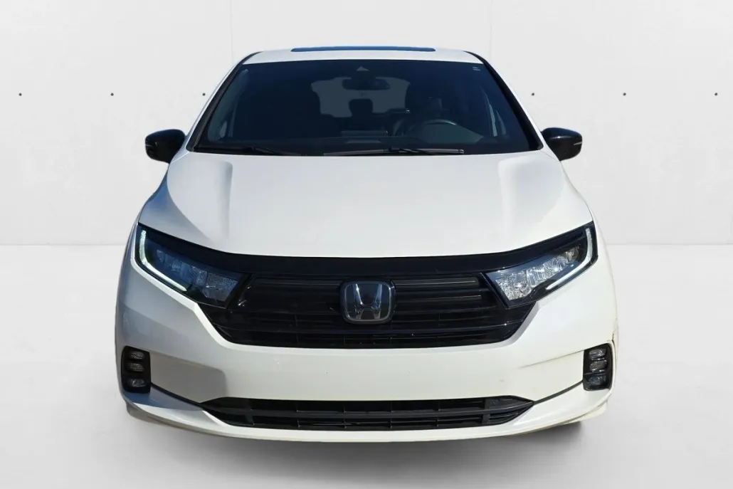 2024 Honda Odyssey Sport photo 1