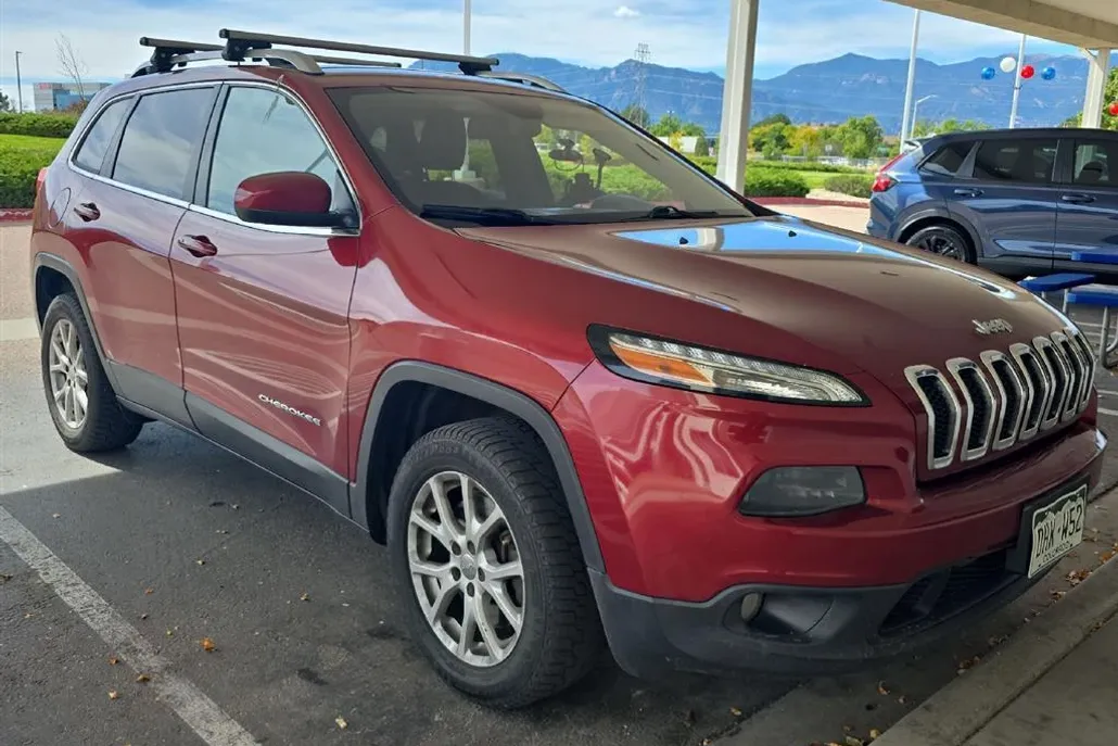 2017 Jeep Cherokee Latitude photo 1