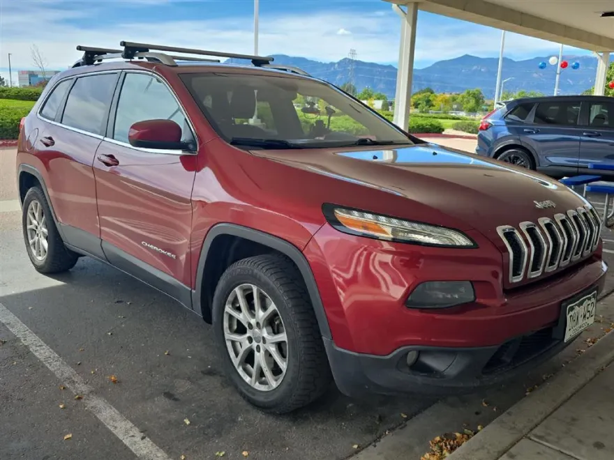 2017 Jeep Cherokee Latitude photo 1