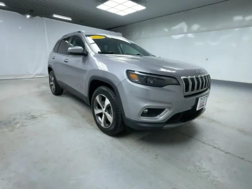 2020 Jeep Cherokee Limited photo 2